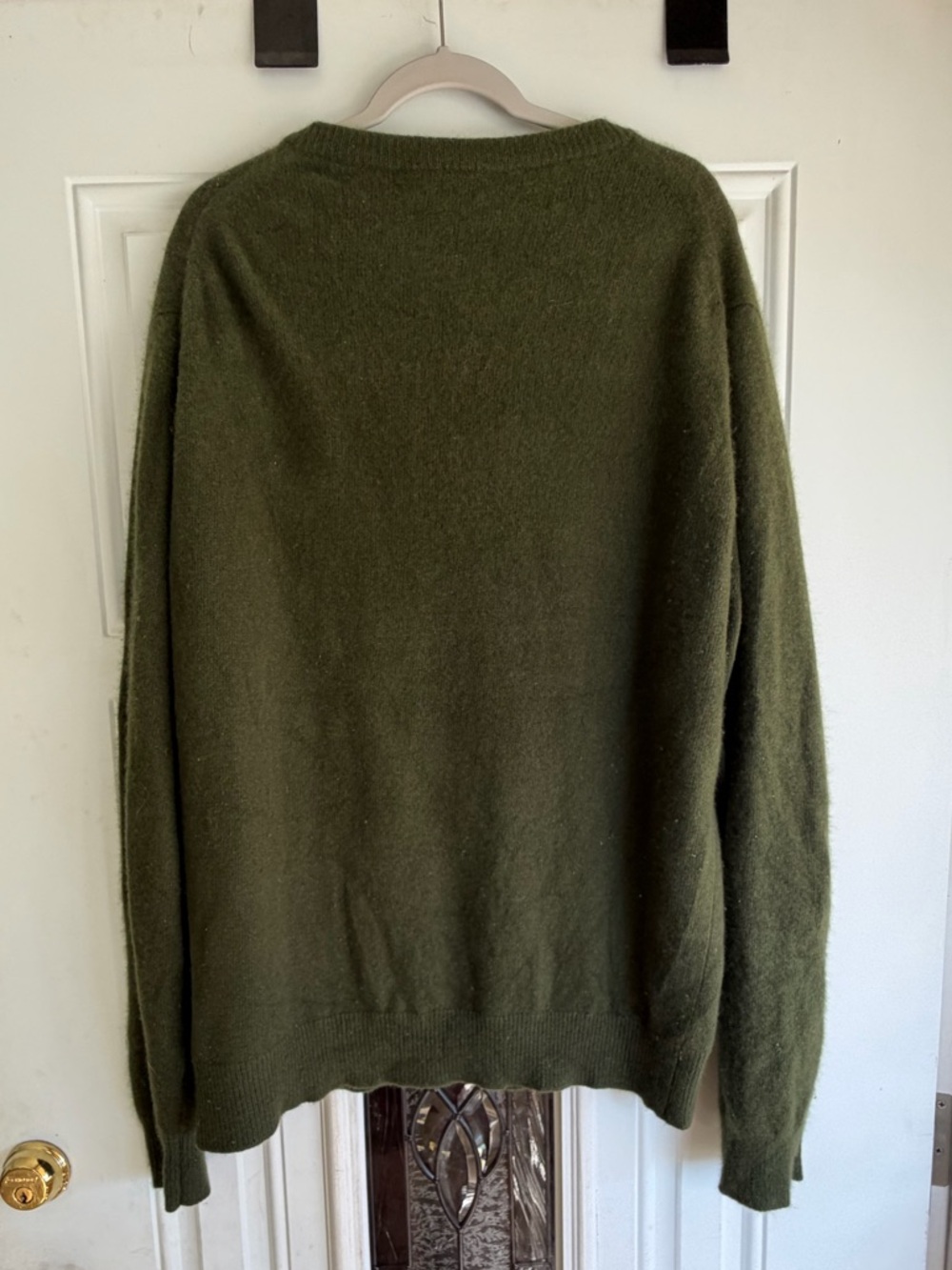 Vintage Tom Scott Olive V-Neck Men's Cashmere Sweater - Picture 2 of 5